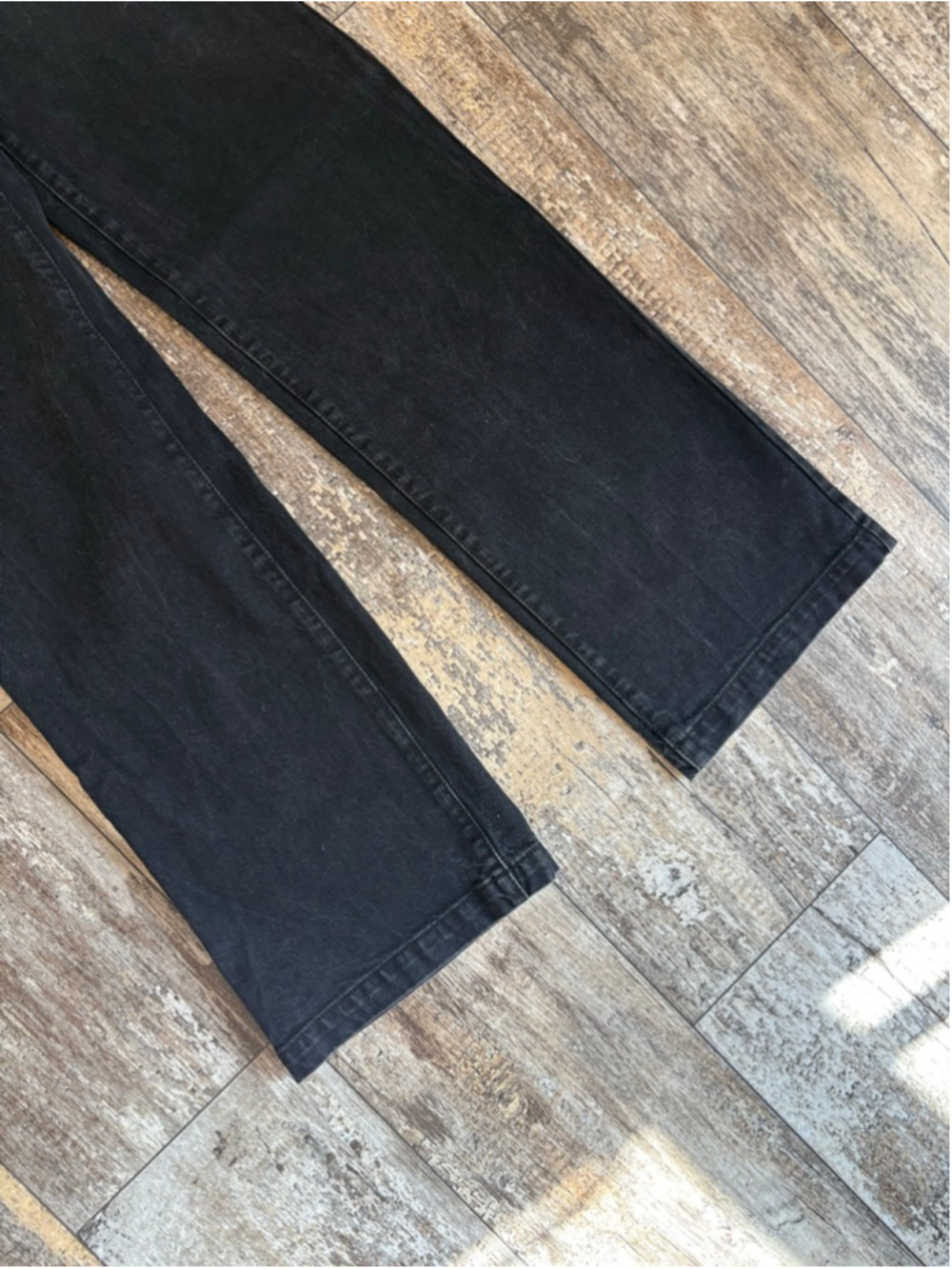 Abrand 94 High & Wide Black Jeans Size 24 | High Rise Wide Leg Denim - Picture 3 of 9